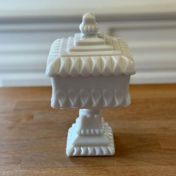 Westmoreland Other - Vintage Westmoreland Milk Glass Square Candy Compote / Wedding Bowl with Lid